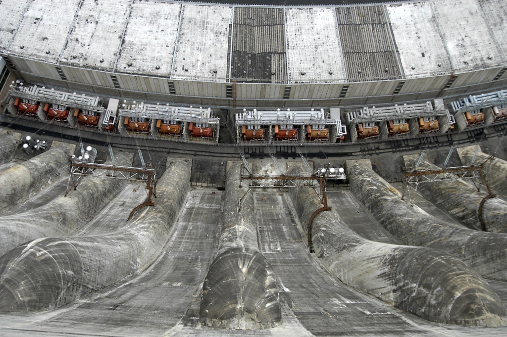 Crest view of water conduits