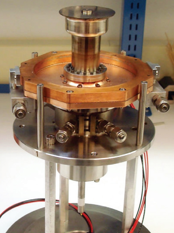 A Stirling converter (ASC) for an RTG in NASA's laboratory