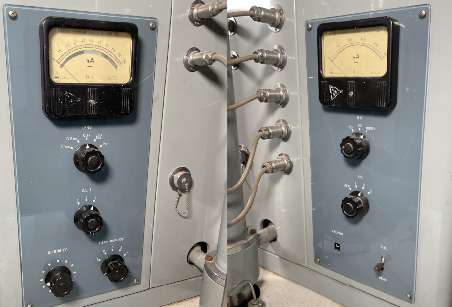 Analog gauges and connectors