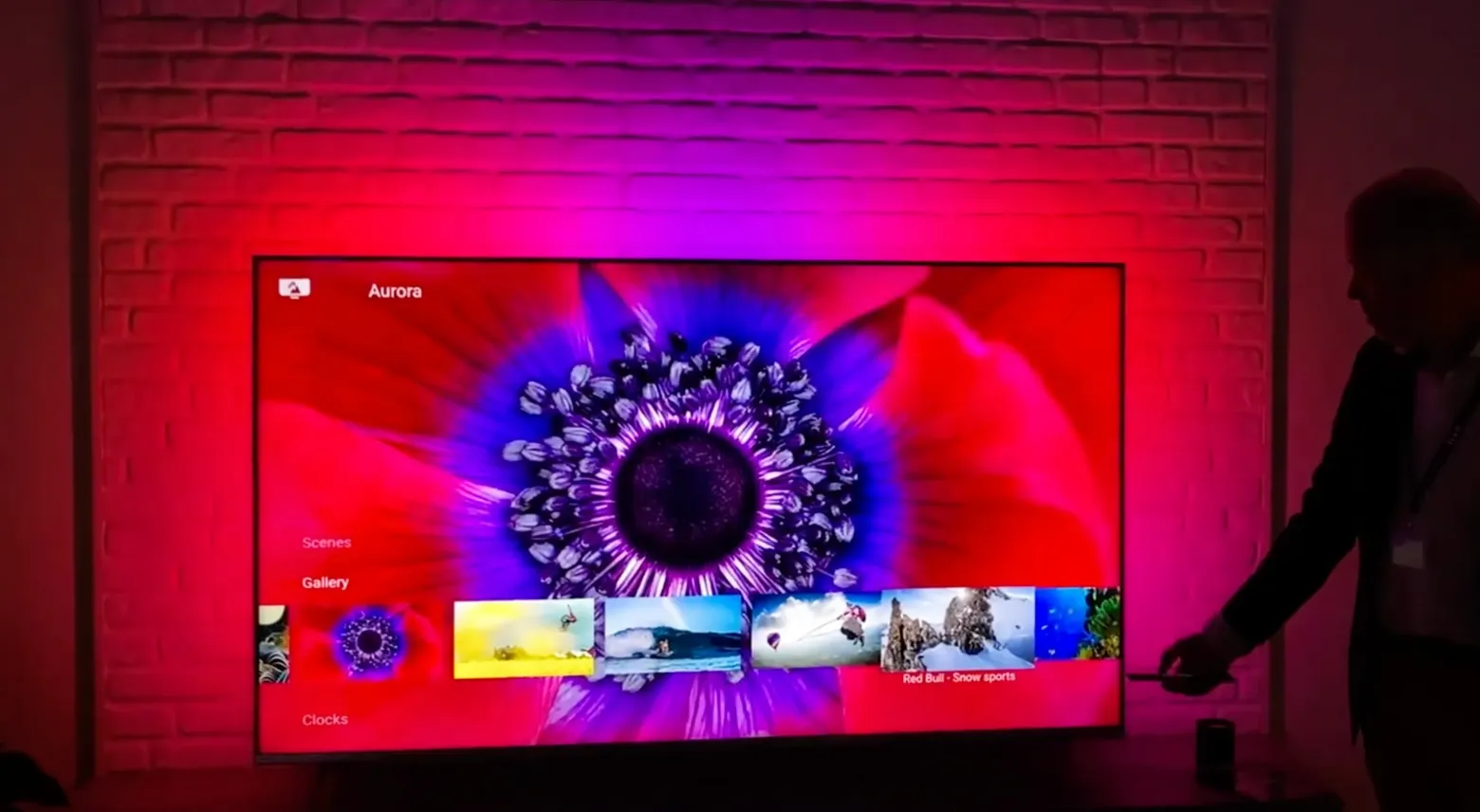 Aluminum frame detail