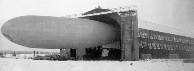 Norge approaching Alaska