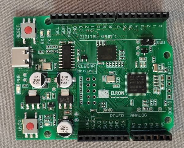 Russian Arduino: Did They Just Slap a Label on a Chinese Device Again?