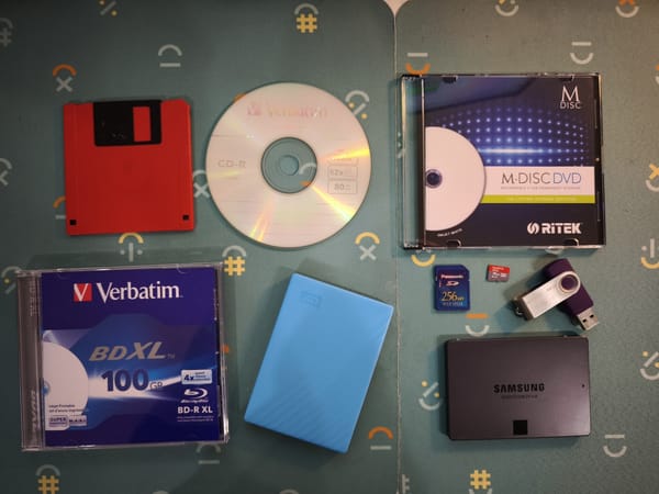 Archival Storage: Where to Best Store Cold Data? A Complete Guide to All Physical Media Types from FDD to LTO and M-Disc